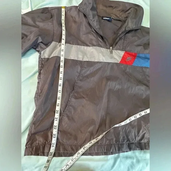 VTG 1980’s  Nike Blue Label Grey pullover windbreaker 1/4 Zip. Embroidered Logo. - Picture 3 of 16